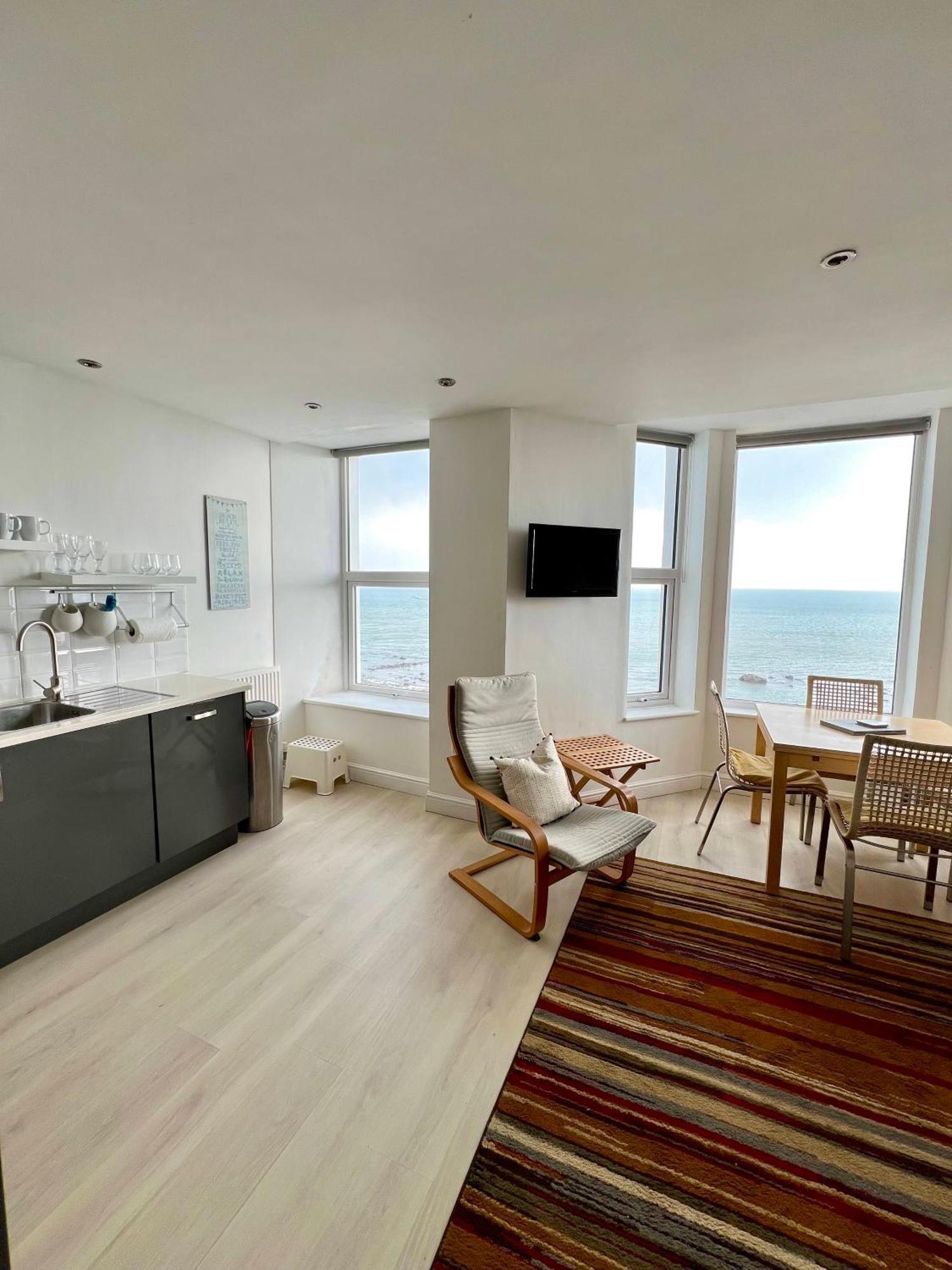 Marine Terrace Apartments كريسيث المظهر الخارجي الصورة