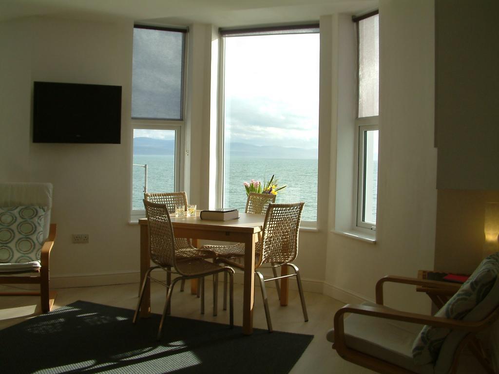 Marine Terrace Apartments كريسيث المظهر الخارجي الصورة